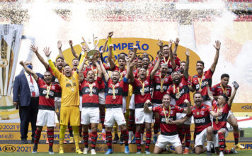 Bicampeão! Em jogo eletrizante, Flamengo vence Supercopa sobre o Palmeiras
