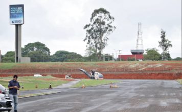 BRB e DER assinam protocolo de intenções de reforma do autódromo