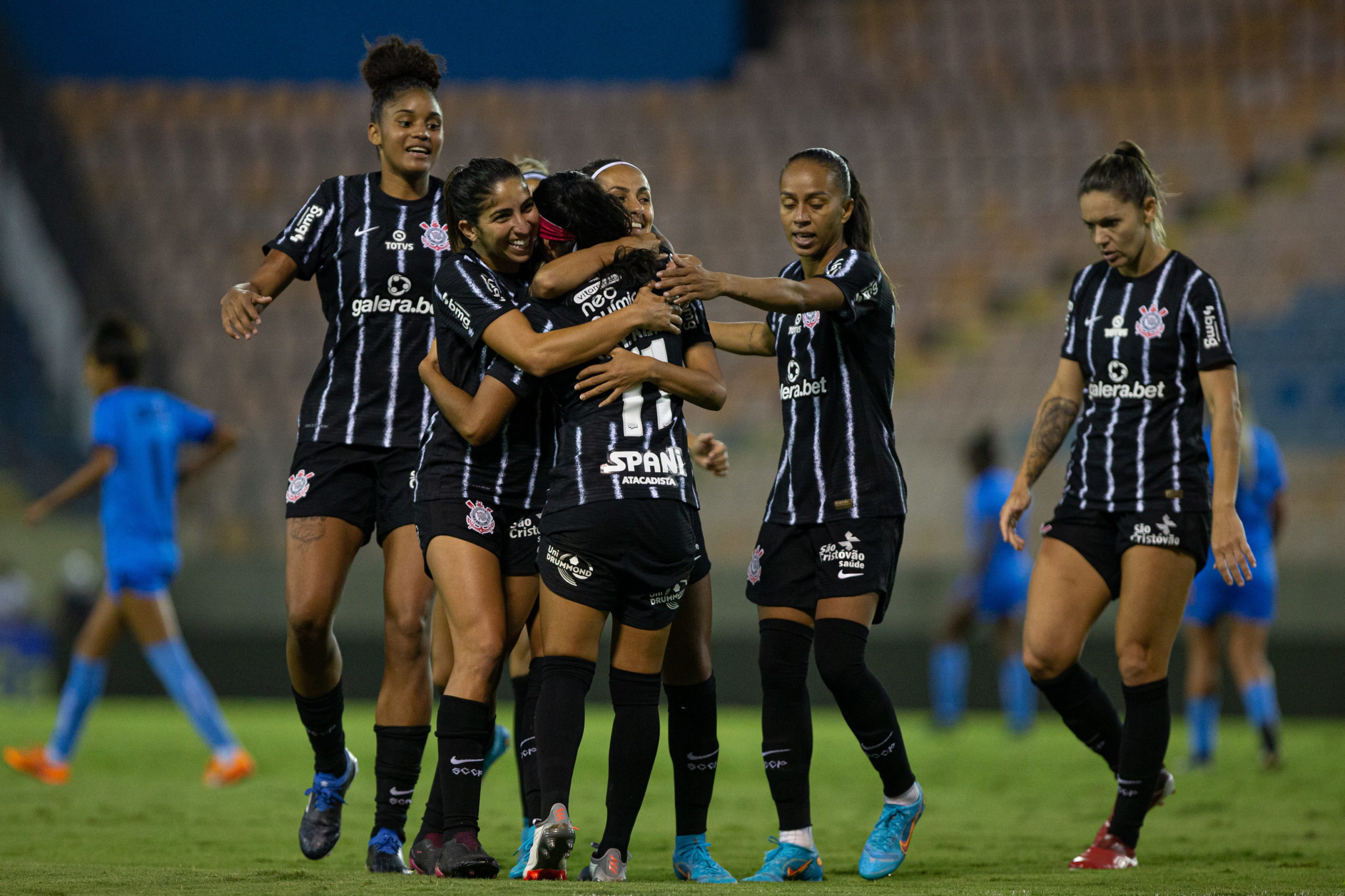 Supercopa do Brasil de Futebol Feminino 2022: Corinthians joga semifinal na  Arena Barueri