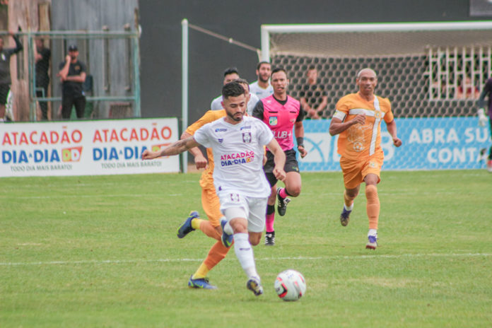 Souza valoriza empates, mas pede evolução do Londrina