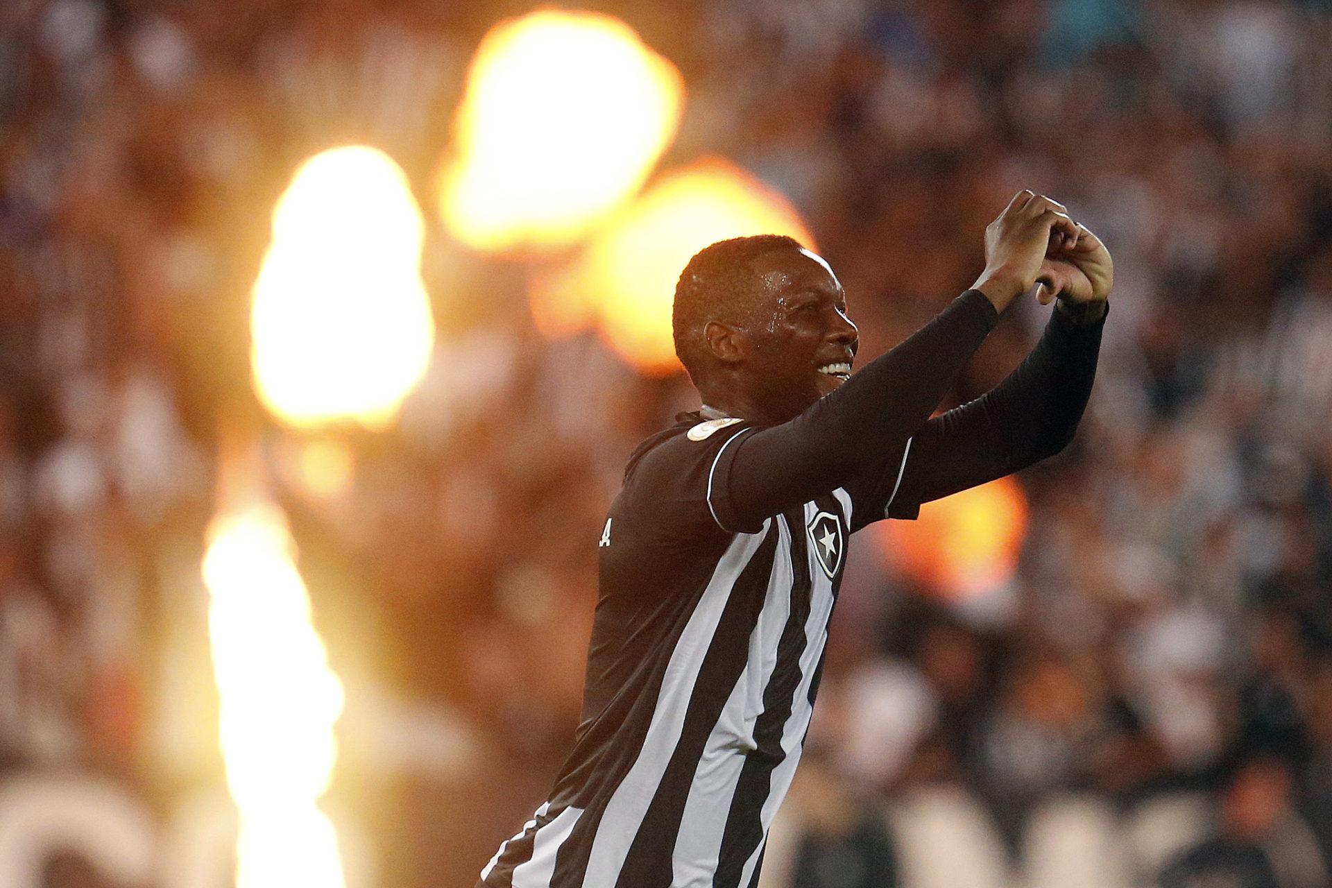 Besiktas anuncia retorno de Aboubakar 