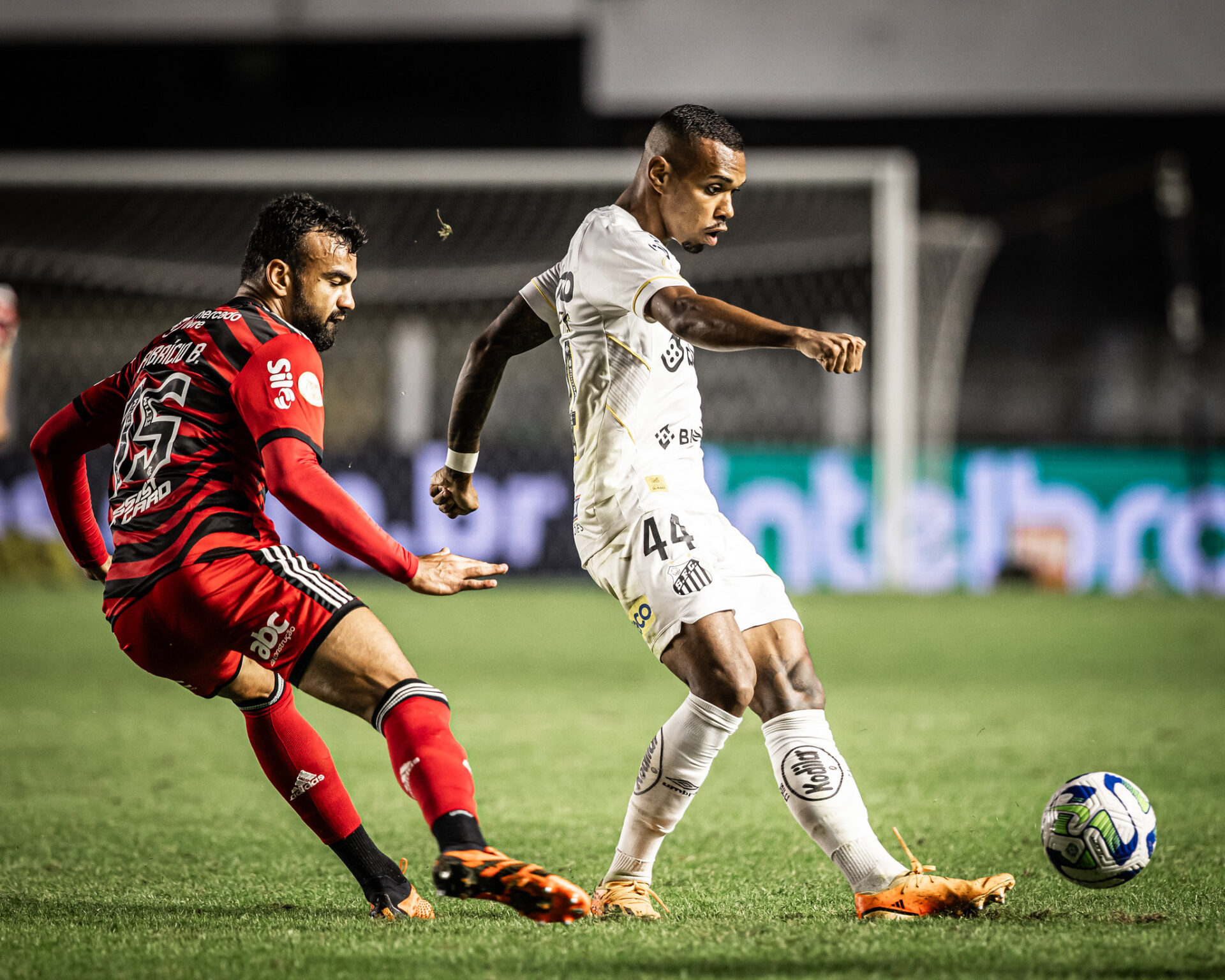 Santos FC on X: O próximo jogo do Santos é contra o Flamengo, nesse  sábado, pelo #Brasileirão!  / X