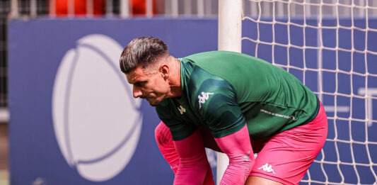 Renan Rinaldi se isola como maior pegador de pênalti em finais do Candangão Renan Rinaldi