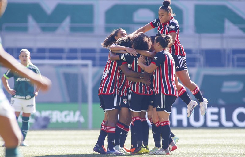 Brasileiro de futebol feminino terá semifinais só de times paulistas -  Jornal Cidade RC