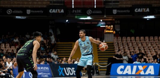Brasília Basquete atropela Bauru, garante 4º lugar e embala aos playoffs Brasília Basquete