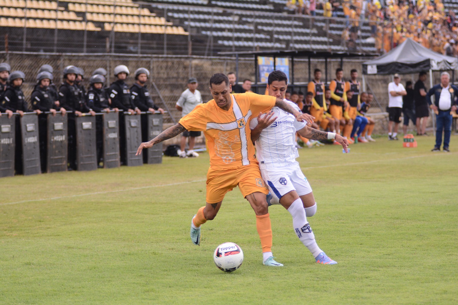 Brasiliense x Real Brasília - Primeiro jogo da final Candangão