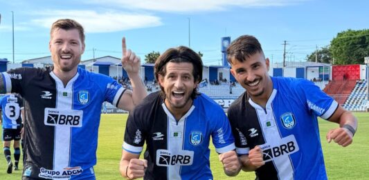 Capital vence o Mixto no JK e se consolida na vice-liderança do grupo Capital