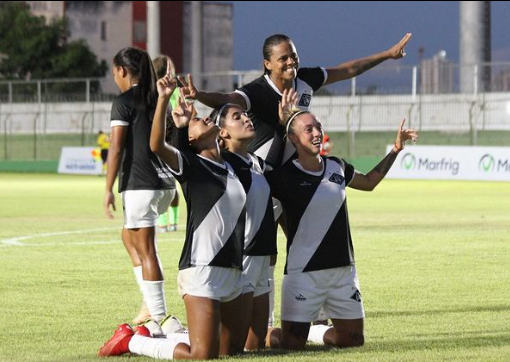 Jogadoras do Mixto comemorando gol diante do Minas Brasília pela Série A2 do Campeonato Brasileiro Feminino