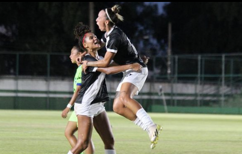 Jogadoras do Mixto comemorando gol diante do Minas Brasília pela Série A2 do Campeonato Brasileiro Feminino