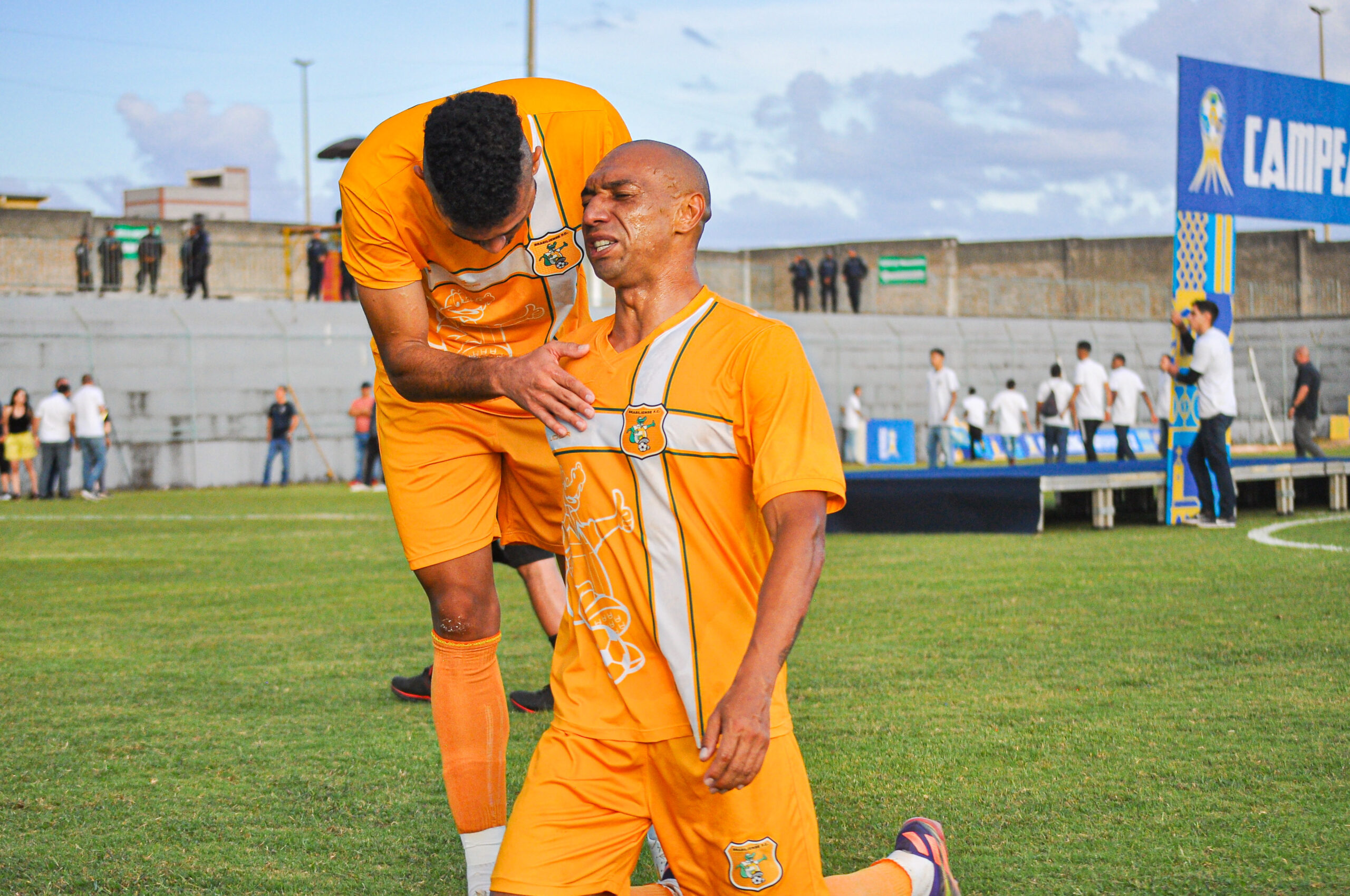 Após nova goleada, Brasiliense garante classificação no Candangão