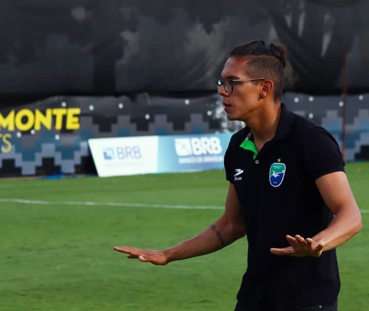 Davih Rodrigues - Técnico da equipe Sub-20 do Minas Brasília