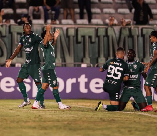 Gama vira sobre o Anápolis e garante vaga no mata-mata da Copa Centro-Oeste Gama Anápolis