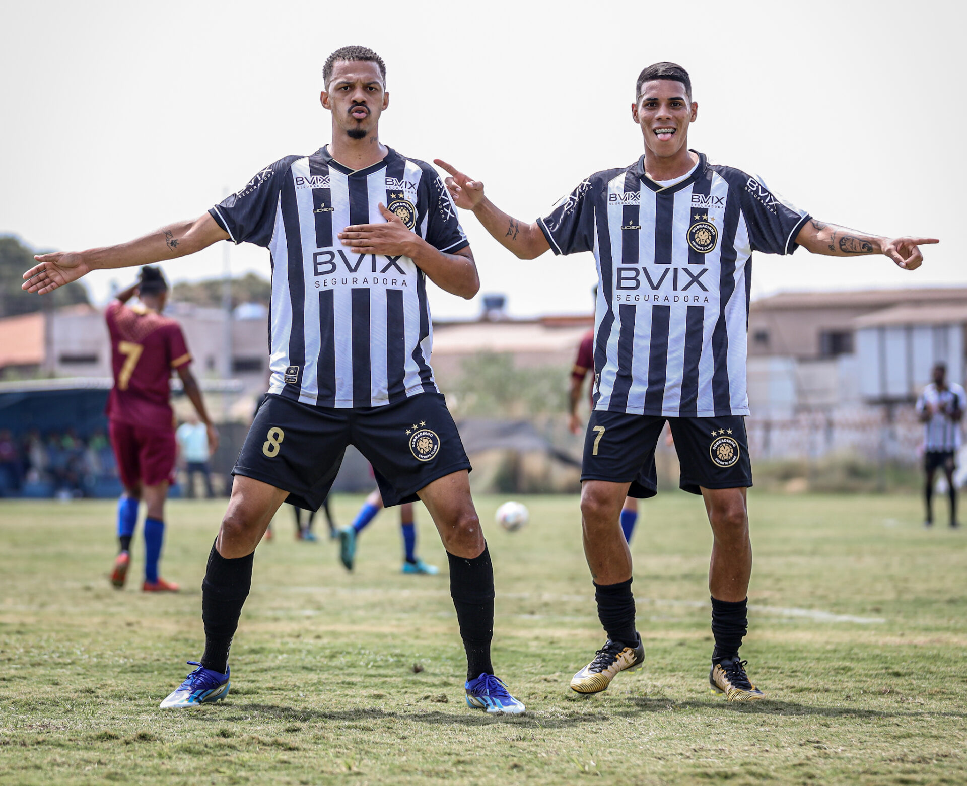 Jogadores comemorando gol do Sobradinho diante do Riacho City - Segundinha - Candangão Série B