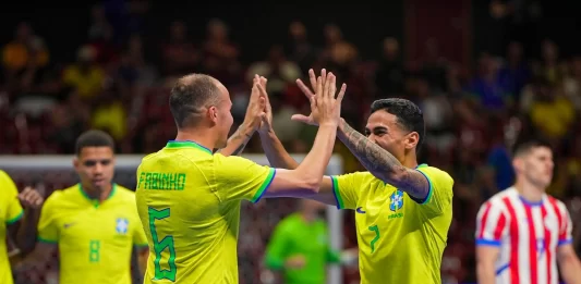 Brasil atropela Paraguai e garante vaga na final da Copa das Nações Copa das Nações