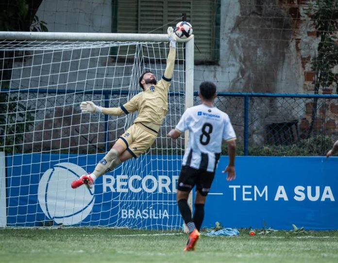 Léo Teles
