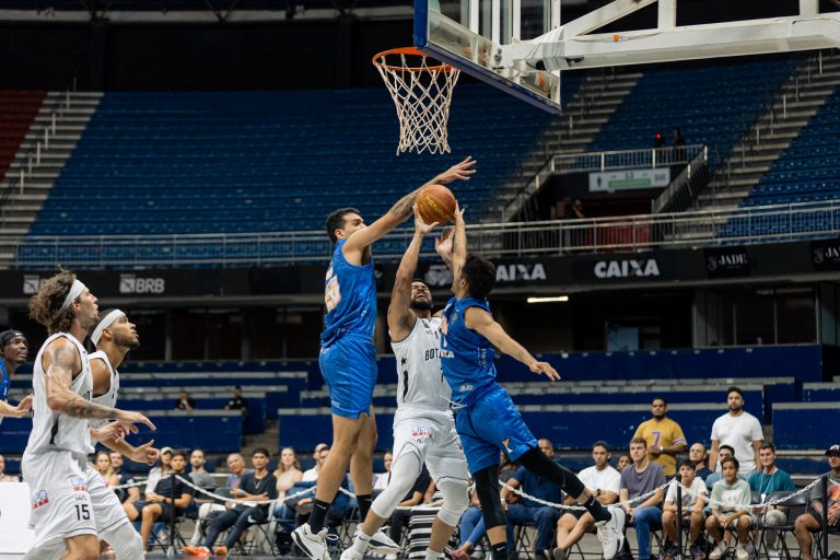 Brasília Basquete x Botafogo - Torneio de Abertura NBB