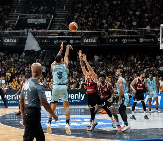 Brasília erra demais, perde para o Flamengo e leva série do NBB ao jogo 5 Brasília x Flamengo