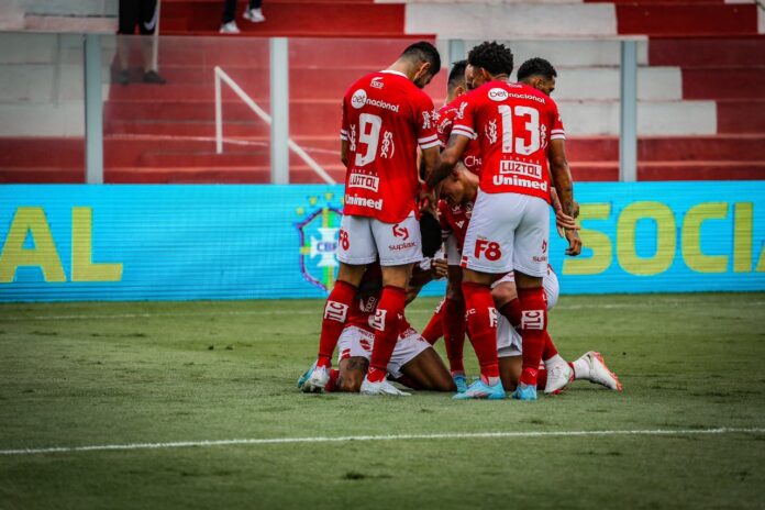 Vila Nova e Brasiliense