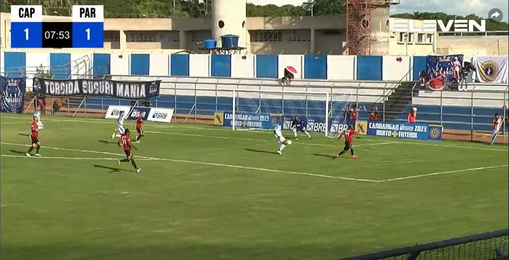 Torcida do Paranoá no Estádio JK