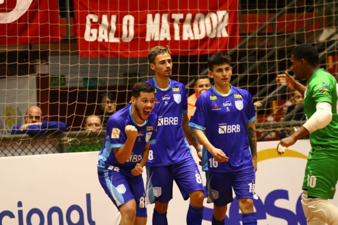 Atlântico Futsal x Brasília Futsal - Liga Nacional de Futsal