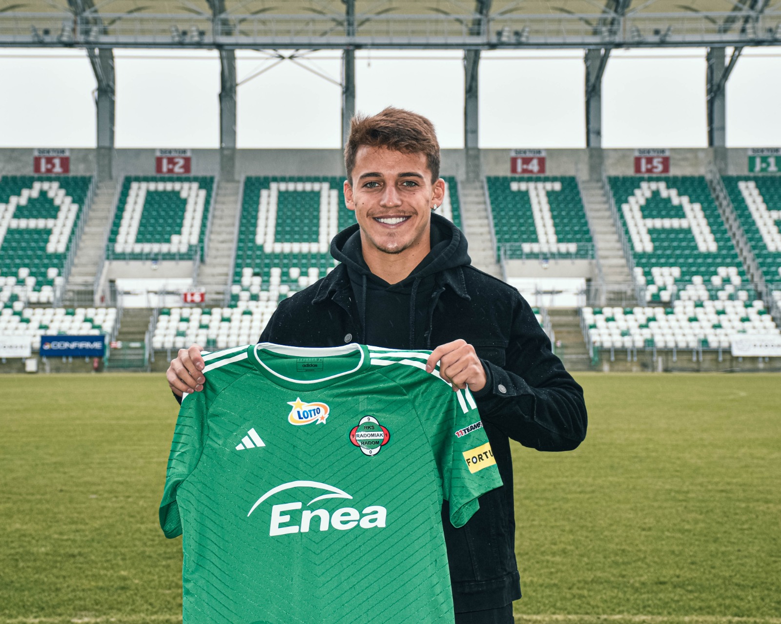 Guilherme Zimovski - jogador nascido em Brasília-DF - Contratado pelo Radomiak Radom, da Polônia