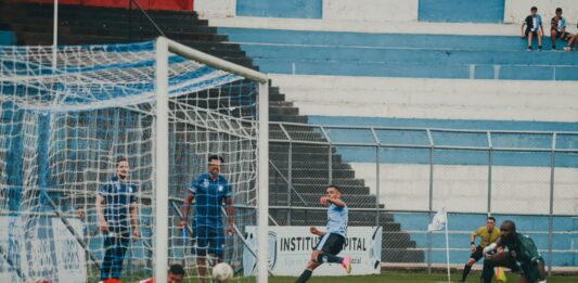 Alerta vermelho: campanhas ruins de Real Brasília e Planaltina preocupa Jailson marcando o segundo gol do Capital diante do Planaltina, pela quarta rodada do Candangão BRB 2024