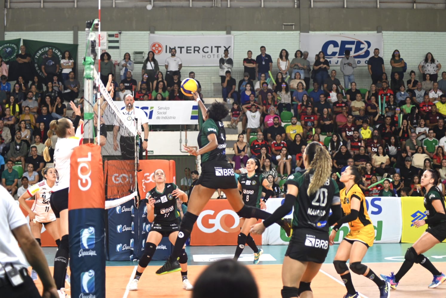 Brasília Vôlei x Flamengo - Superliga Feminina