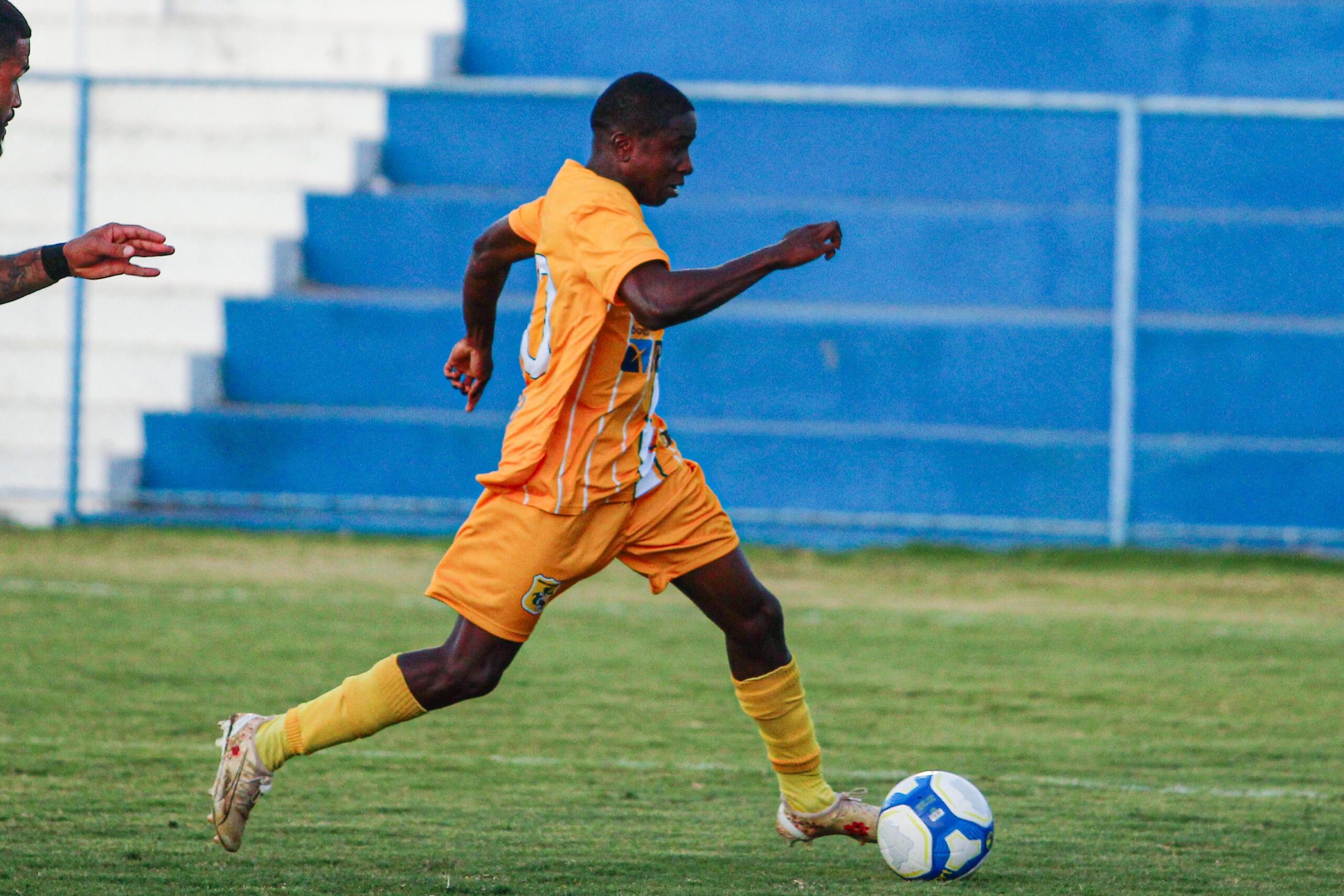 Ian Carlos - Brasiliense - Emprestado ao Samambaia