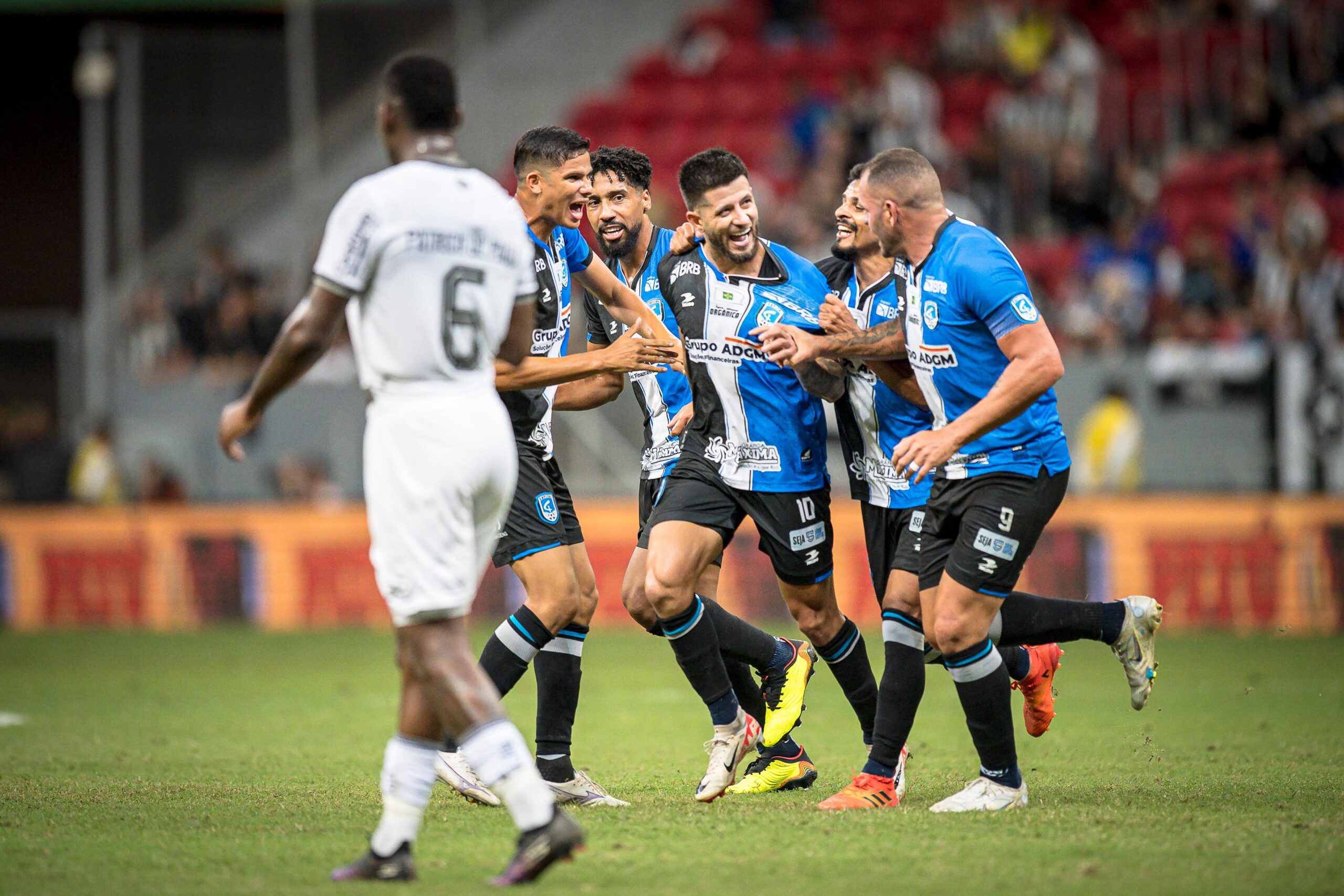 Capital x Botafogo - Copa do Brasil - Clube do DF venceu o atual campeão da Libertadores