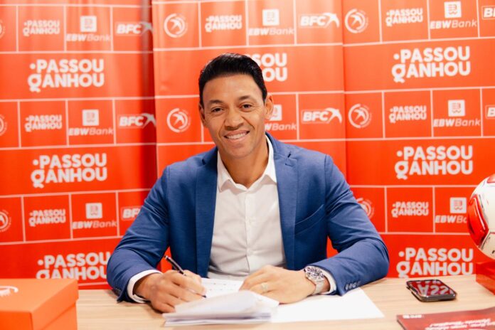 Ricardo Oliveira - Novo Vice Presidente de Futebol do Brasília Ricardo Oliveira - Novo Vice Presidente de Futebol do Brasília