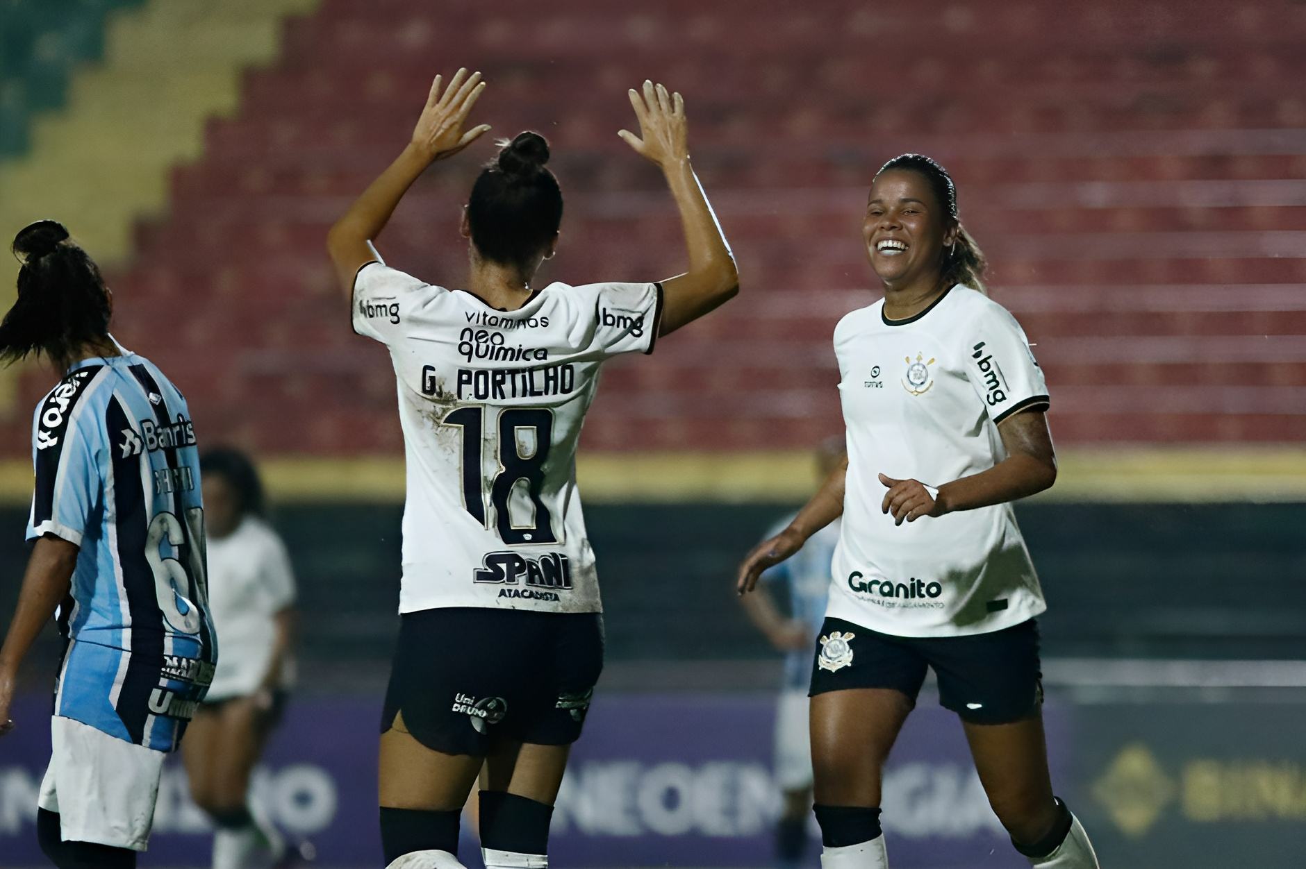 Vic Albuquerque e Gabi Portilho - Libertadores Feminina