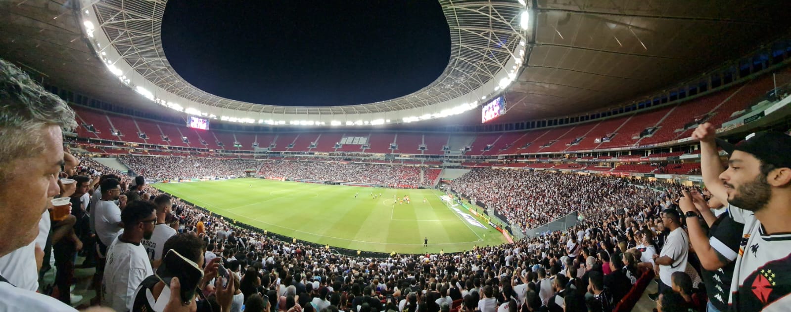 Em jogo movimentado, Corinthians e Portuguesa empatam na Arena BRB Mané  Garrincha