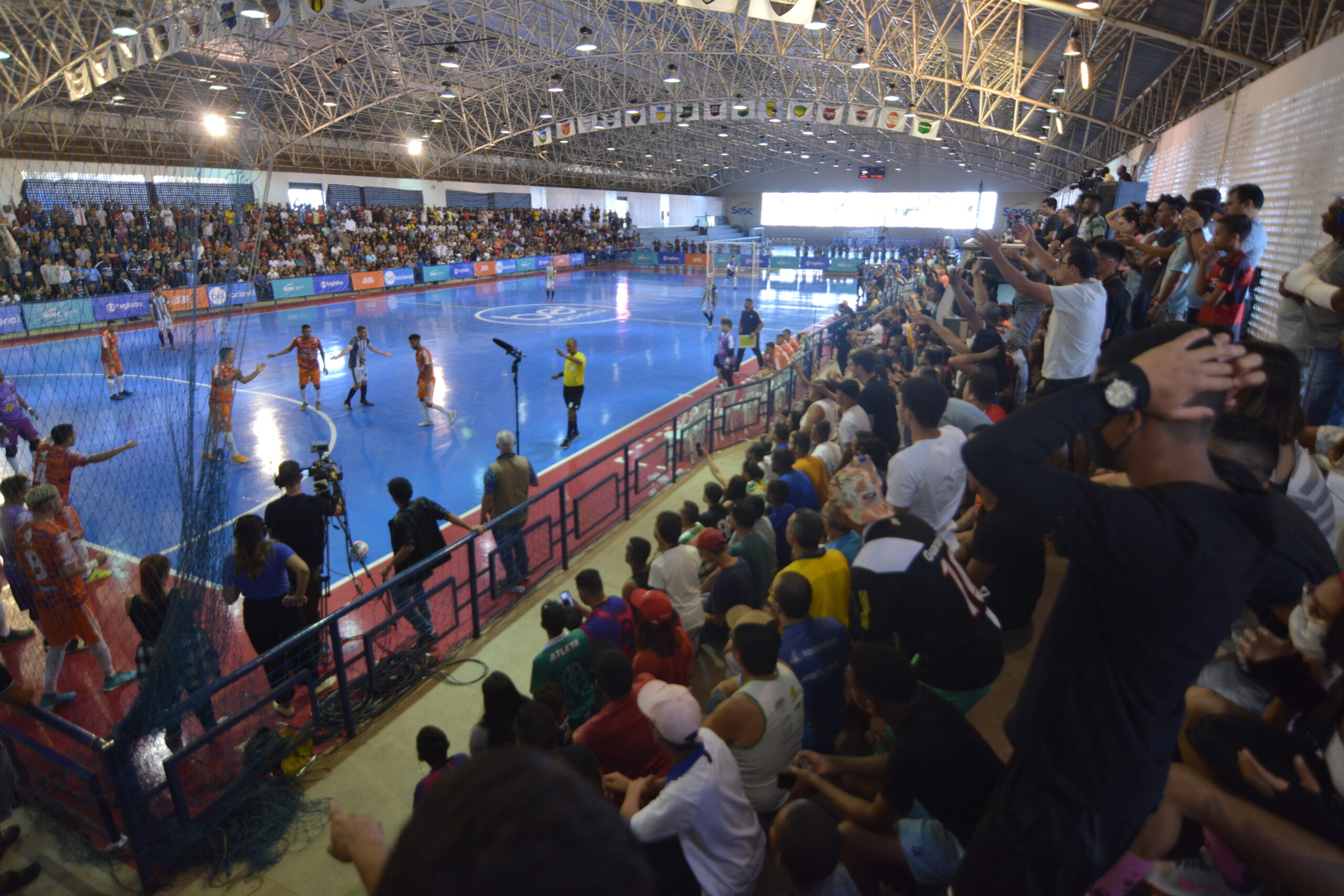 Ginásio SESC Ceilândia - Casa do Brasília Futsal diante do Corinthians